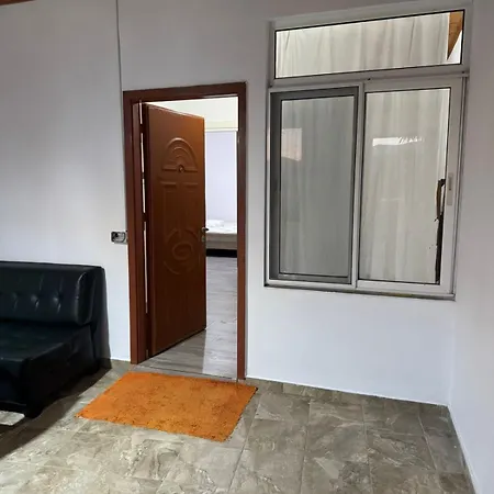 D&h Hotel Wlora